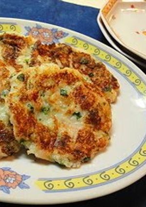 A picture of Chewy Daikon Mochi Made in a Frying Pan.