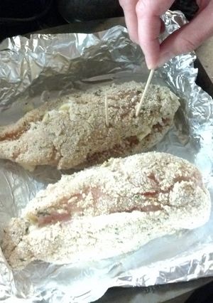 A picture of Apple and Gouda Stuffed Chicken Breasts.