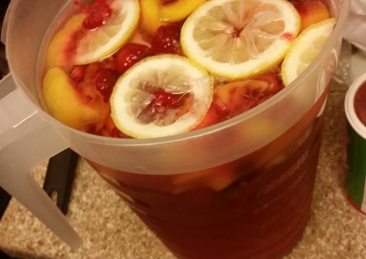 How to Prepare Quick Passion Fruit Tea Sangria