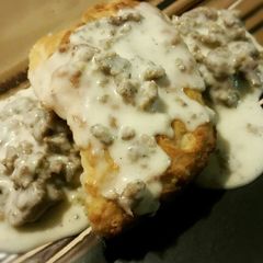 Mom's Southern Sausage Gravy for 4everatwin's 7-Up Biscuits A picture of Mom's Southern Sausage Gravy for 4everatwin's 7-Up Biscuits.
