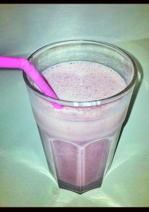 A picture of Easy protein smoothie.