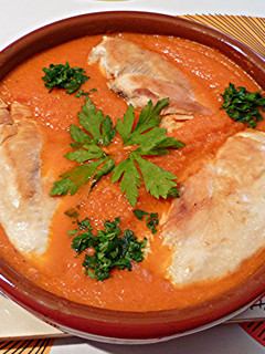 A picture of Delicious Chicken in Veggie Sauce.