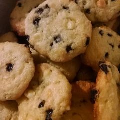 A picture of Blueberry Cheesecake Cookies.
