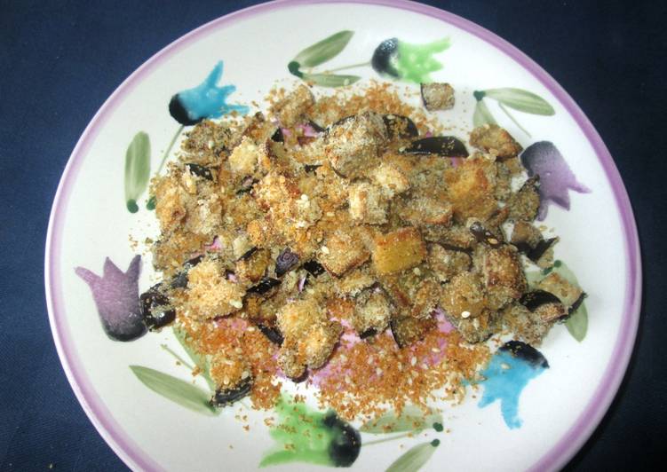 Cubetti di melanzane impanati