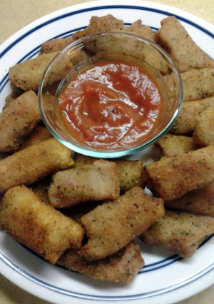 A picture of Wonton Pizza Rolls.