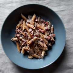Foto di Pennette radicchio, porri e prosciutto