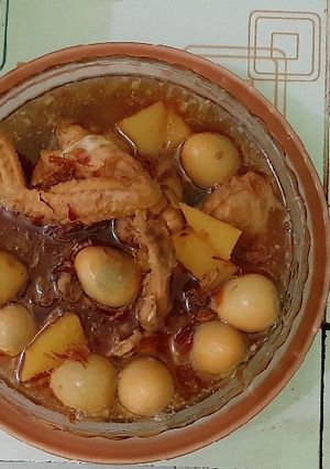 Foto resep Semur Ayam Telur Puyuh