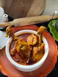 লাল ক্যাপসিকাম দিয়ে চিকেন (Laal capsicum diye chicken recipe in Bengali)