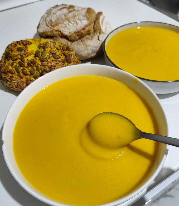 Foto principal de Crema de Calabaza Fácil Monsieur Cuisine
