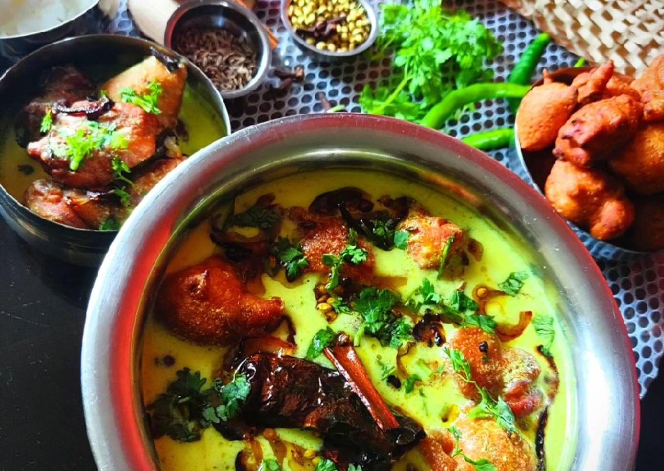 Punjabi Kadhi Pakoda