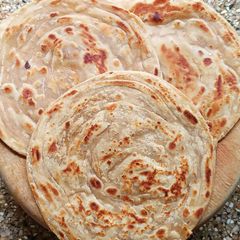A picture of Lachchha Paratha.