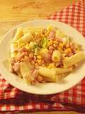 Pasta a la carbonara en 3 pasos| fácil y económica