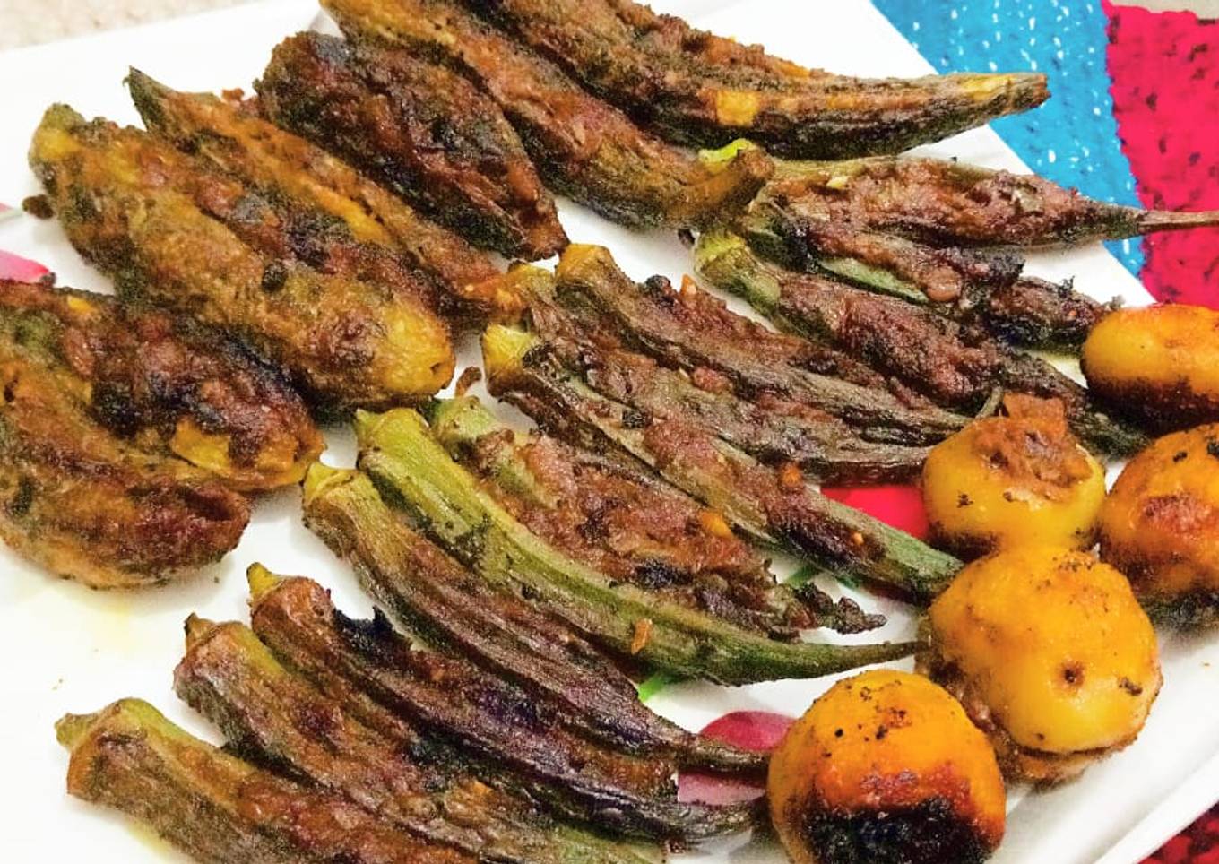 Stuffed ladyfingers,bitter gourd and potato