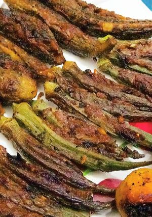 A picture of Stuffed ladyfingers,bitter gourd and potato.