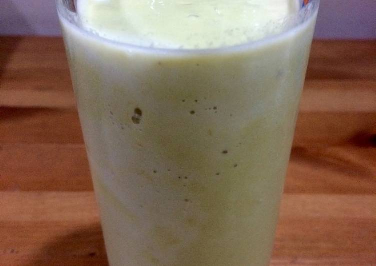 Steps to Make Any-night-of-the-week Must Try Avocado Milkshake