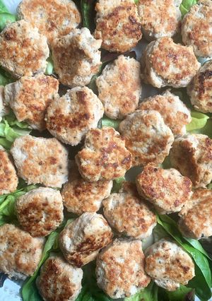 A picture of Lemon & Basil Chicken Bites.