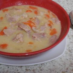 A picture of My Chunky Bacon Pea Soup. 'yummy'.