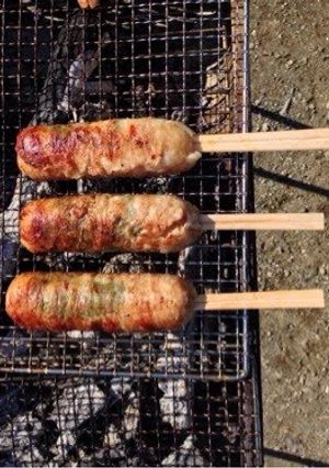 A picture of BBQ Pork and Rice Rolls.