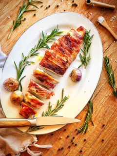 O poză a rețetei Piept de pui umplut 🧀🥓.