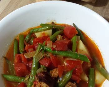 Fresh, Cooking Recipe Portuguese Linguica and Green Beans Delicious Nutritious