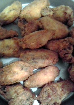 A picture of BabyCakes Fabulous Fried Chicken.