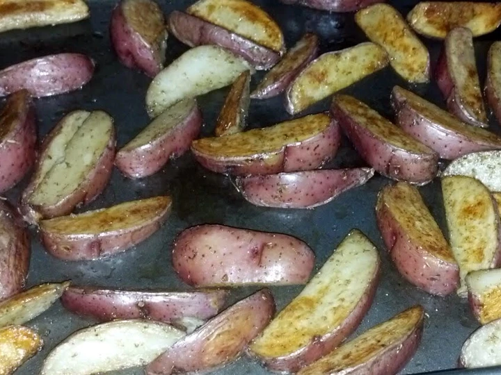 Easy Way Make Rosemary potato wedges which Delicious