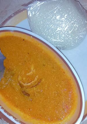A picture of Bankuuu and dry okro soup.