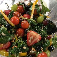 A picture of Delicious Summer Salad.