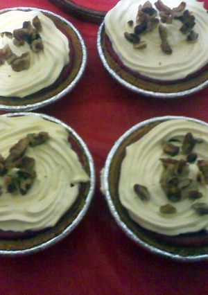 A picture of Red velvet cheesecake minis.