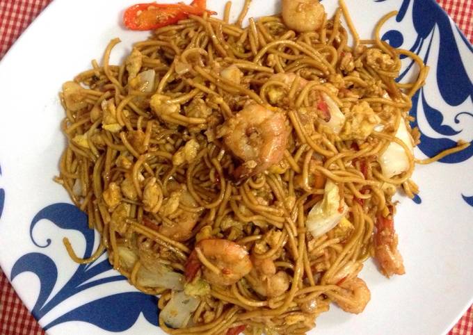 Resep Mie Goreng Seafood Oleh Devi Nurmayanti - Cookpad