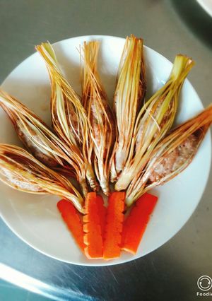 Hình của món Trái chín trong lồng (sả bọc thịt).