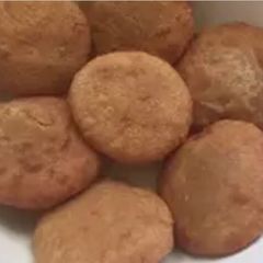 A picture of Sattu ki kachori.
