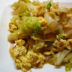 A picture of Easy Lettuce & Egg Stir-Fry with Oyster Sauce.