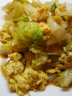 A picture of Easy Lettuce & Egg Stir-Fry with Oyster Sauce.
