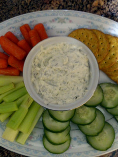 A picture of Creamy dill dip.