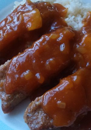 A picture of Vickys Sweet & Sour Sauce.