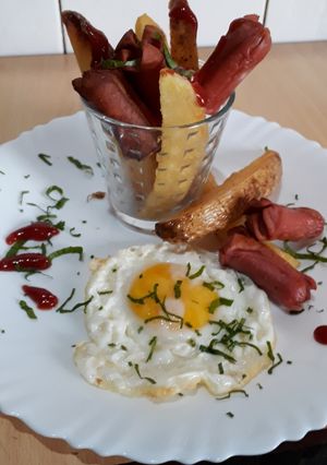 Una foto de Salchipapas