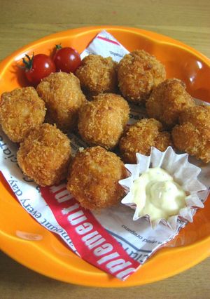 A picture of Rolly Polly Shrimp Dumpling Balls.