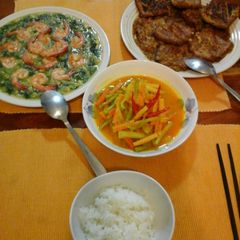 A picture of Tahu and Tempe bacem/Very Indonesian favourite dish.