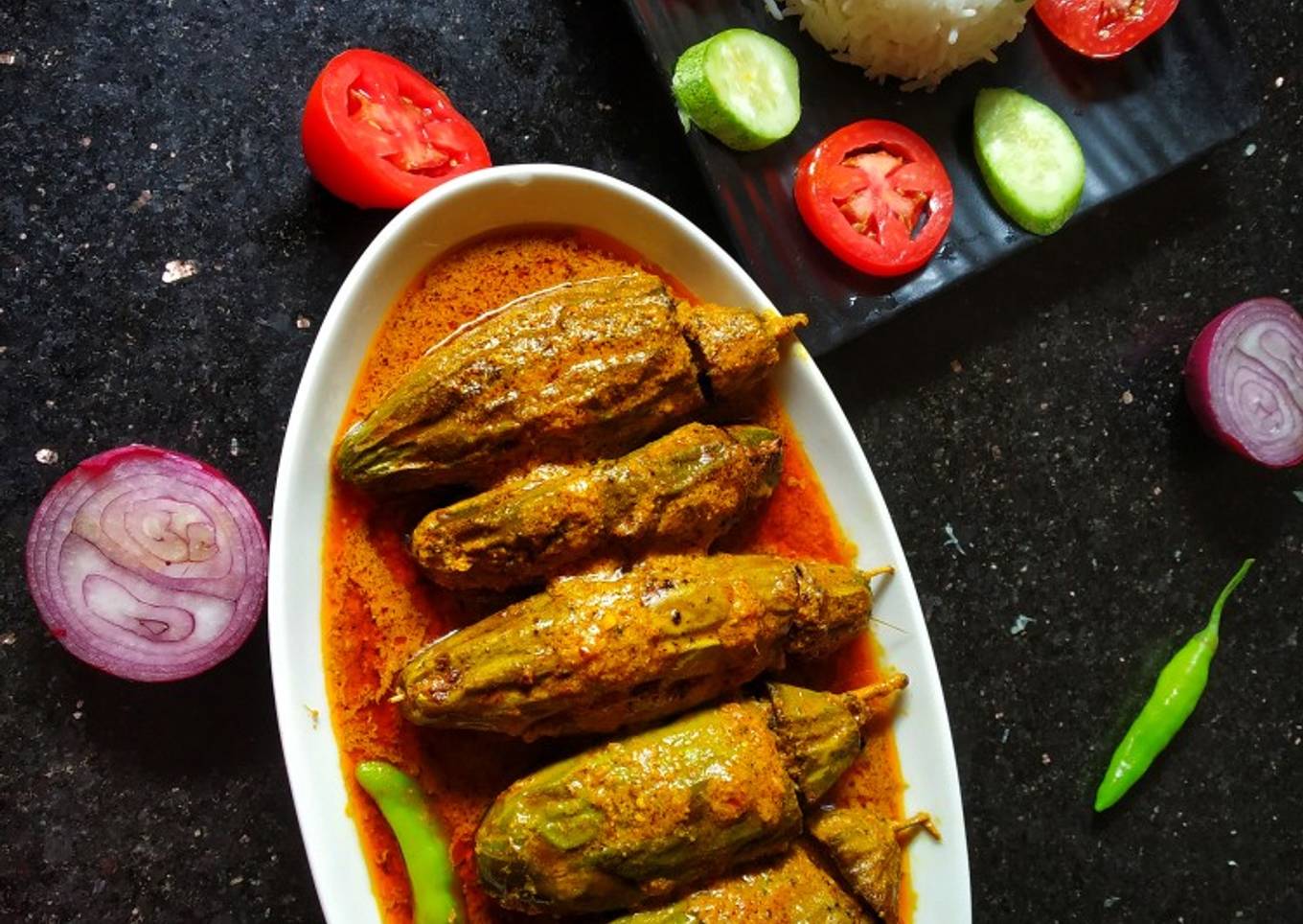 Chingri Potoler Dolma(Stuffed Parwal)