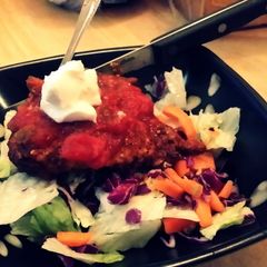 A picture of low calorie *easy* Mexican chicken breast bake.