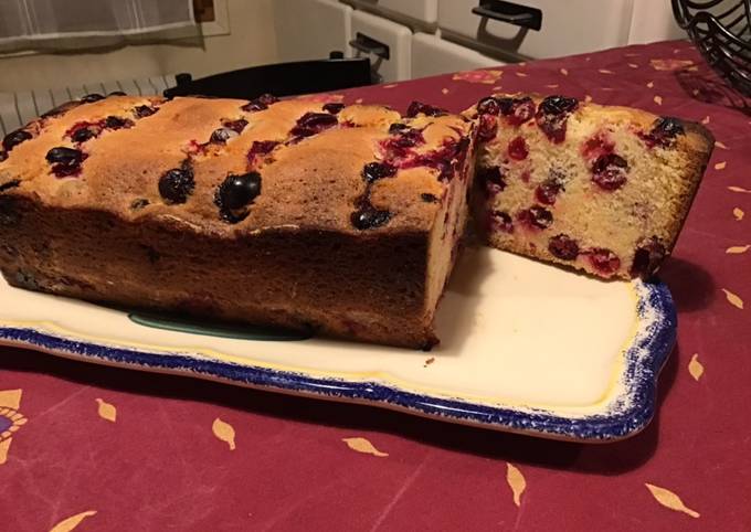 Cake aux cranberries fraîches