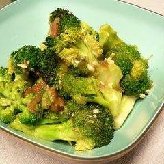 A picture of Microwaved Broccoli with Ume and Garlic.