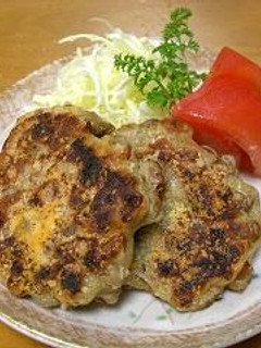 A picture of Crunchy Natto and Cheese Fritters.