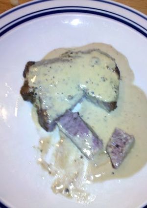 A picture of pioneer womans peppercorn steak (taisen ).