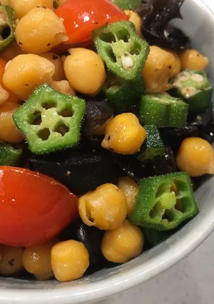 鹰嘴豆. 秋葵 & 黑木耳（营养主食） 的食譜成品照片