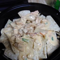 A picture of Chicken Nachos.