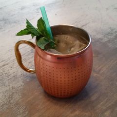 A picture of Moscow Mule (w/ alcoholic ginger beer).
