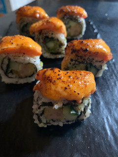 Foto resep Spicy Salmon Mentai Sushi