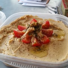 A picture of Tahini Free Hummus.